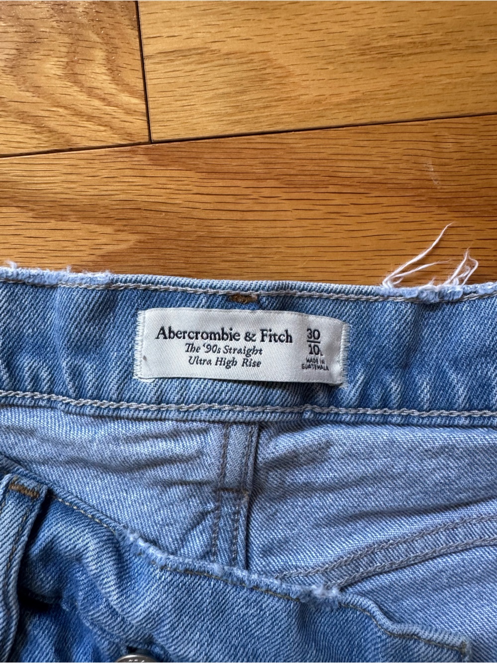 Abercrombie & Fitch 90s Straight Jeans - Ultra High Rise - Picture 3 of 7